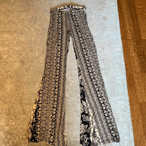 Rayon bellbottom pants - Picture 1 of 1